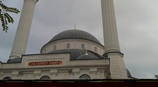 Bu camilerde teravih namazı hatimli kılınacak