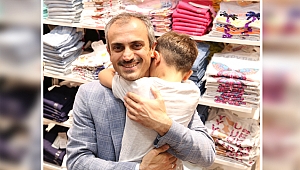 Bünyamin Çiftçi yetimleri güldürdü