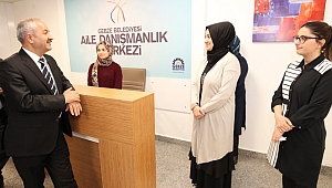 Büyükgöz, danışma merkezini inceledi
