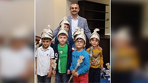 Çocuklar sünnet kıyafetlerine kavuştu