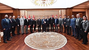 Genç girişimciler Vali Aksoy'a gitti