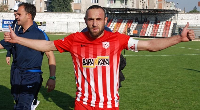 Gökhan Erdöl yine gol kralı