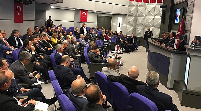 Güler, muhtarlarla bir araya geldi