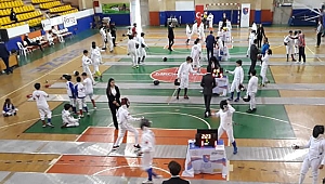 Kılıçlar Gebze’de sallanıyor