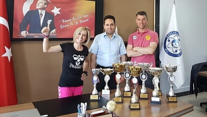 Kupa koleksiyoncusu Yücel Boru