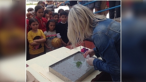 Minik öğrenciler ebru sanatıyla tanıştı