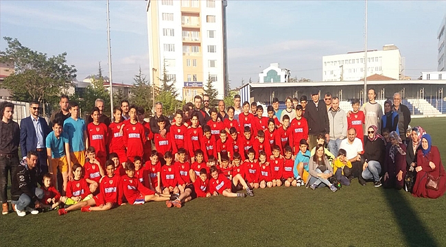 Mollafenari geleceğini arıyor