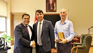 Mühendislik fakültesinde devir teslim