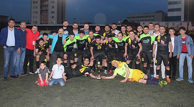 Paşa 1.Küme’yi kutlayacak