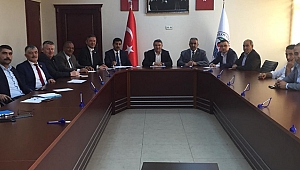 Şayir, muhtarlarla bir araya geldi