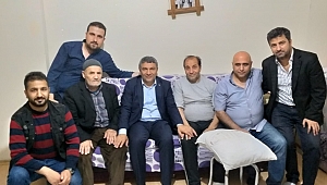 Şayir, vatandaşların taleplerini dinliyor