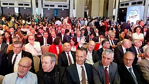 Tarhan, İmamoğlu'nun konuşmasını takip etti