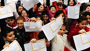 83 bin 400 öğrenci karnesine kavuşuyor