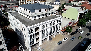 Akademi lisenin inşasına devam ediliyor