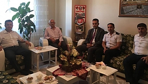 Alkan, şehit ailelerine gitti