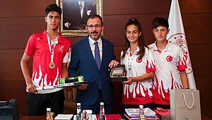 Bakan ağırladı, ya bizim protokol ?