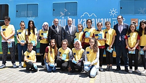 Bilim karavanı, öğrencilerle buluştu