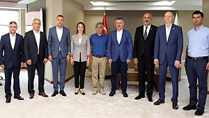 Büyükakın, CHP'li meclis üyelerini ağırladı