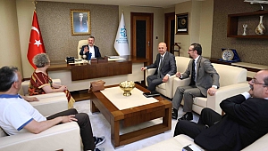 Büyükakın; "Hatalı işlerimizde bizi uyarın"