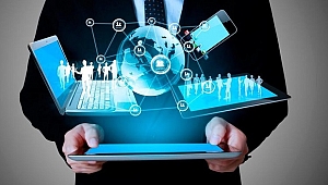 Her iki kişiden biri online!