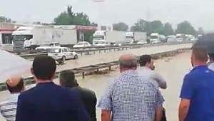 Kocaeli-Sakarya arası sele teslim!