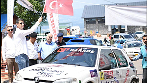 KOSDER’e yine tam not