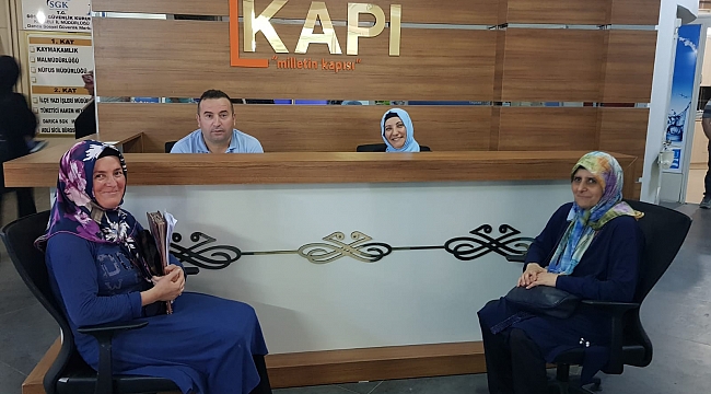 Milletin kapısı, milletin emrinde