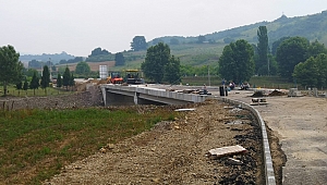 Semetler'deki köprüye yalıtım imalatı