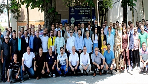 Spor camiası tek vücut