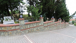 140 mezarlığa 16 bin 750 metre taş duvar!