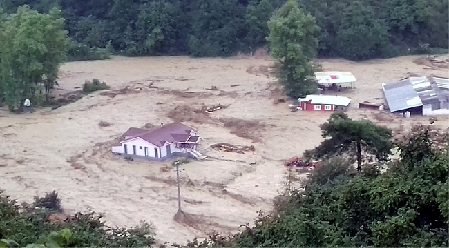 AK Kadınlar Düzce'ye gidiyor