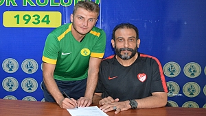 Darıca, Salih’in sözleşmesini uzattı