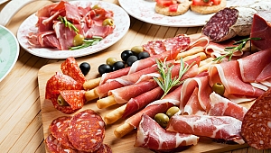 İşlenmiş et ürünleri kanser riskini arttırıyor