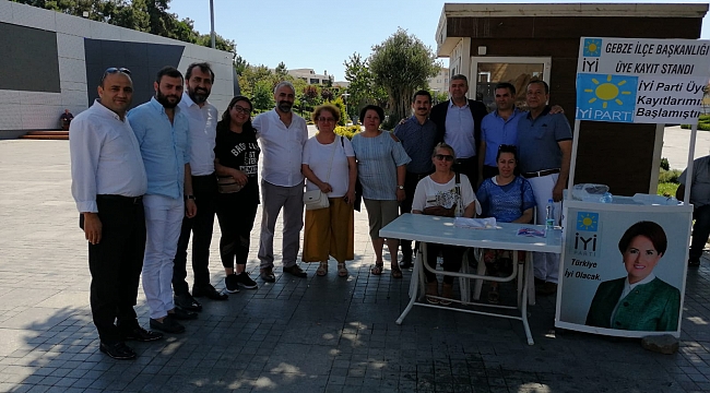 İyi Parti Gebze'den üye çalışması