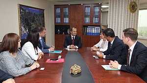 Krasnador heyeti Büyükşehir’i ziyaret etti