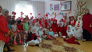 Kur'an kursu öğrencileri 15 Temmuz'u andı