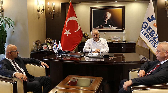 Ünlü ve Kural, Büyükgöz'e gitti