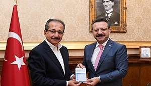 Vali Aksoy, kurban bağışı yaptı