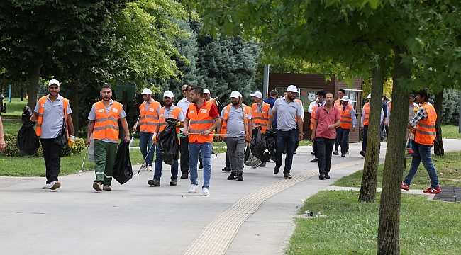 Başsavcı ve hükümlüler temizlik yaptı
