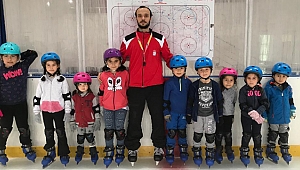 Buz Akademi sezonu tamamladı