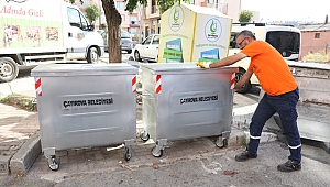 Çayırova'da konteynerler yenileniyor