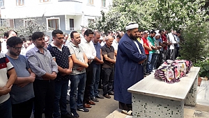 Eliza Gemiksiz son yolculuğuna uğurlandı