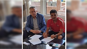 Eski hocasına rakip oldu