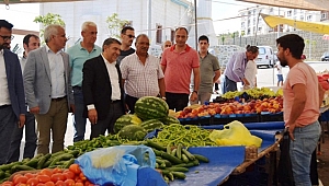 Hamza Şayir, semt pazarını ziyaret etti