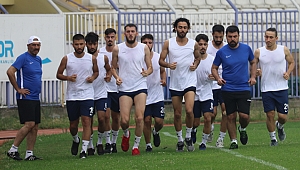 Menekşe’ye davet var