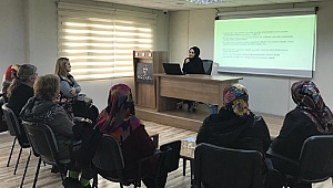 Özel öğrencilerin velileri eğitimden geçti