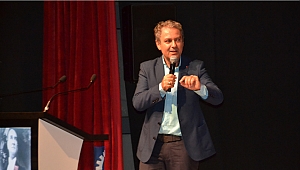 “Atatürkçü umutlu olmak zorundadır”