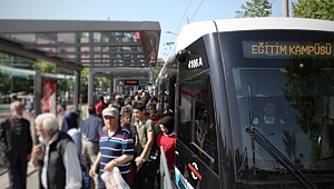 Bir günde 50 bin 426 yolcu taşıdılar