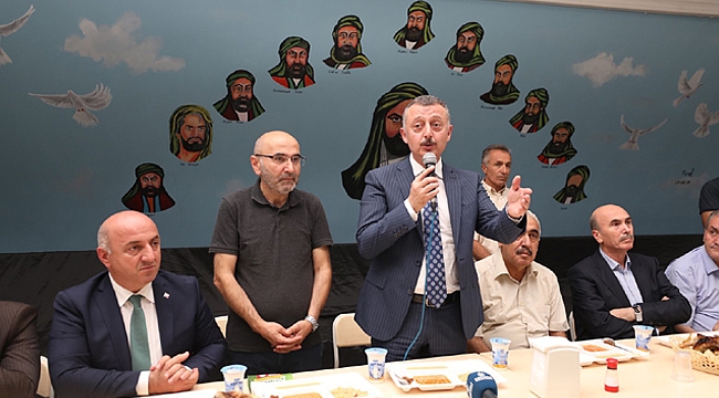 Büyükakın canlarla oruç açtı