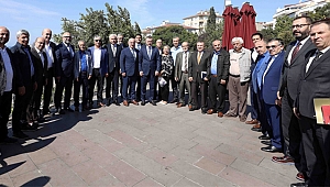 Büyükakın, Darıcalı muhtarlarla buluştu